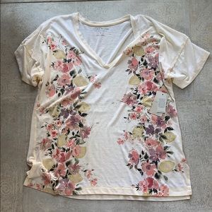 NWT Lucky Brand floral T size Large